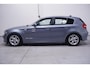BMW 1-Serie 116i Introduction airco sportstoelen mistlampen-voor stuurbediening cruise-controle 16"-lmv