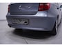BMW 1-Serie 116i Introduction airco sportstoelen mistlampen-voor stuurbediening cruise-controle 16"-lmv