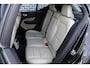 Volvo XC40 Plug-in Hybrid T4 Ultimate Bright | Trekhaak | Panoramadak | Adaptive Cruise control | Lederen Bekleding | Harman Kardon Audio | Stoel-/Stuurverwarming | Navigatie | Achteruitrijcamera | Parkeersensoren voor + achter | Apple Carplay / Android Auto |