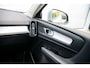 Volvo XC40 T3 Momentum Pro Aut | Navigatie | Trekhaak | Cruise Control Adaptief | BLIS | Achteruitrijcamera | Parkeersensoren