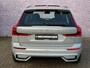 Volvo XC60 2.0 T6 Plug-in hybrid AWD Ultra Dark | Head-up Display | Full-Led | Schuif-/Kanteldak | Adaptieve Cruise Control | Trekhaak | BLIS | 360 Camera | Stoel-/Stuurverwarming | 20" |