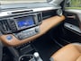 Toyota RAV4 2.5 Hybrid Executive | Panorama dak | Dodehoek detectie | 360° camera | Trekhaak| Adaptive cruise control | Keyless entry | Lederen bekleding | Voorstoelen verwarmd | Parkeersensoren |