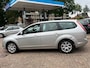 Ford Focus Wagon 1.6 Trend *APK*AIRCO*CRUISE*ELEKTR. RAMEN*STUURBEKR.*TREKHAAK*