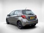 Toyota Yaris 1.3 VVT-i Dynamic Bi-Tone | Cruise control | achteruitrij camera | Airco | Bluetooth |