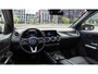 Mercedes-Benz EQA 250 Business Solution Luxury 67 kWh | Trekhaak | Stoelverwarming |