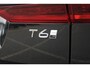Volvo XC60 T6 Plug-in hybrid AWD Plus Dark | Head-up Display | Visual Park Assist incl. 360° Camera | Panoramisch Schuif-/Kanteldak | Harman/Kardon | Semi-elektrische Trekhaak | Keyless | BLIS | Elektrische Achterklep Met Sensorsturing | Adaptieve Cruise Control | Pilot Assist | Elektrisch Verstelbare Stoelen Met Geheugen | Stoelverwarming Voor- en Achter | Stuurverwarming | Lederen Dashboard