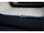 Volvo XC60 T6 Plug-in hybrid AWD Plus Dark | Head-up Display | Visual Park Assist incl. 360° Camera | Panoramisch Schuif-/Kanteldak | Harman/Kardon | Semi-elektrische Trekhaak | Keyless | BLIS | Elektrische Achterklep Met Sensorsturing | Adaptieve Cruise Control | Pilot Assist | Elektrisch Verstelbare Stoelen Met Geheugen | Stoelverwarming Voor- en Achter | Stuurverwarming | Lederen Dashboard