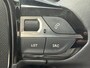 Peugeot e-208 EV Active Pack 50 kWh Navigatie | Cruise control | Stoel verwarming | Apple Carplay & Android Auto | Parkeer Sensoren achter | DAB+ | Keyless Start