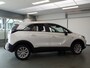 Opel Crossland 1.2 Turbo Elegance 130pk!! Navigatie, Achteruitrijcamera, Sportstoelen, Dodehoek detectie, Clima controle, Cruise controle, Elek ramen V/A, Pdc V/A, Xenon verlichting, Trekhaak, Nederlandse auto, Uniek 42.000km!! Bovag afleverpakket 695,-