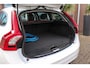 Volvo V60 2.4 D6 AWD Plug-In Hybrid Summum | 3e eigenaar | NL auto | Sportstoelen | Memory | Cruise control | Navigatie | Bluetooth | Stoelverwarming | Climate control | Trekhaak