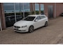 Volvo V60 2.4 D6 AWD Plug-In Hybrid Summum | 3e eigenaar | NL auto | Sportstoelen | Memory | Cruise control | Navigatie | Bluetooth | Stoelverwarming | Climate control | Trekhaak