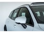Volvo V60 Cross Country B5 Ultimate Pano-dak | Parkeerverw.| B&W | Trekh. | Nappa massage/ventilatie | 20"