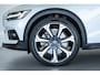 Volvo V60 Cross Country B5 Ultimate Pano-dak | Parkeerverw.| B&W | Trekh. | Nappa massage/ventilatie | 20"