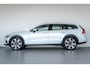 Volvo V60 Cross Country B5 Ultimate Pano-dak | Parkeerverw.| B&W | Trekh. | Nappa massage/ventilatie | 20"