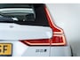 Volvo V60 Cross Country B5 Ultimate Pano-dak | Parkeerverw.| B&W | Trekh. | Nappa massage/ventilatie | 20"