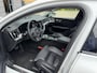 Volvo V60 Cross Country B5 Ultimate Pano-dak | Parkeerverw.| B&W | Trekh. | Nappa massage/ventilatie | 20"