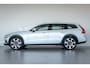 Volvo V60 Cross Country B5 Ultimate Pano-dak | Parkeerverw.| B&W | Trekh. | Nappa massage/ventilatie | 20"