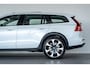 Volvo V60 Cross Country B5 Ultimate Pano-dak | Parkeerverw.| B&W | Trekh. | Nappa massage/ventilatie | 20"