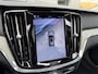 Volvo V60 Cross Country B5 Ultimate Pano-dak | Parkeerverw.| B&W | Trekh. | Nappa massage/ventilatie | 20"
