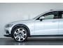 Volvo V60 Cross Country B5 Ultimate Pano-dak | Parkeerverw.| B&W | Trekh. | Nappa massage/ventilatie | 20"
