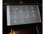 Land Rover Range Rover Velar 3.0 P400 AWD Dynamic SE MHEV / Batumi Gold / Acc / Lane Assist / Dode Hoek / 360 Camera / Leder /Pano