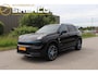 Lynk & Co 01 1.5 | Plug-in hybride | 20 " wielen | panoramadak | black magic | led | 360 camera | 3d view |