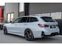 BMW 3-Serie Touring M340i xDrive Vol|Pano|Trekhaak|Harman-Kardon|HuD|Carbon|