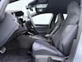 Volkswagen Golf Variant 1.5 eTSI R-Line | Head-up Display | Camera | Side Assist | ACC | Elek. Achterklep | Stuur-/Stoelverwarming | Black Style | Getint Glas | 18'' |