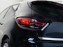 Renault Clio 0.9 TCe Limited Sport (PARKEERSENSOREN,NAVIGATIE,LM-VELGEN,CRUISE CONTROL,SPORTSTOELEN,KEYLESS START,TOPCONDITIE)