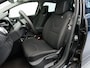 Renault Clio 0.9 TCe Limited Sport (PARKEERSENSOREN,NAVIGATIE,LM-VELGEN,CRUISE CONTROL,SPORTSTOELEN,KEYLESS START,TOPCONDITIE)