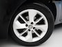 Renault Clio 0.9 TCe Limited Sport (PARKEERSENSOREN,NAVIGATIE,LM-VELGEN,CRUISE CONTROL,SPORTSTOELEN,KEYLESS START,TOPCONDITIE)