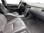 Volvo V70 2.5T Summum | Zeer nette auto | Zeer compleet | BLIS | Trekhaak | Volledige winterwielenset | Lederen bekleding | Volledige onderhoudshistorie |