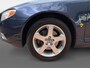 Volvo V70 2.5T Summum | Zeer nette auto | Zeer compleet | BLIS | Trekhaak | Volledige winterwielenset | Lederen bekleding | Volledige onderhoudshistorie |