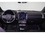 Volvo XC40 Extended Range Ultimate 82 kWh - Panorama/schuifdak - IntelliSafe Assist & Surround - 360º Camera - Harman/Kardon audio - Verwarmde voorstoelen & stuur - Parkeersensoren voor & achter - Elektr. bedienb. voorstoelen met geheugen links - Draadloze tel. lader - Warmtepomp - 19' LMV