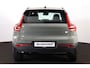 Volvo XC40 Extended Range Ultimate 82 kWh - Panorama/schuifdak - IntelliSafe Assist & Surround - 360º Camera - Harman/Kardon audio - Verwarmde voorstoelen & stuur - Parkeersensoren voor & achter - Elektr. bedienb. voorstoelen met geheugen links - Draadloze tel. lader - Warmtepomp - 19' LMV