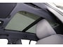 Volvo XC40 Extended Range Ultimate 82 kWh - Panorama/schuifdak - IntelliSafe Assist & Surround - 360º Camera - Harman/Kardon audio - Verwarmde voorstoelen & stuur - Parkeersensoren voor & achter - Elektr. bedienb. voorstoelen met geheugen links - Draadloze tel. lader - Warmtepomp - 19' LMV