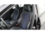 BMW 1-Serie 120i Executive M-Sport | Live Cockpit Professional | Stoelverwarming | Apple Carplay