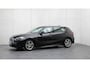 BMW 1-Serie 120i Executive M-Sport | Live Cockpit Professional | Stoelverwarming | Apple Carplay