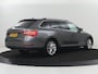 Skoda Superb Combi 1.4 TSI iV Business Edition Plus | SOH 93,2% | Camera | Cruise control | Navigatie | DAB+ | Carplay | Climate control | Sfeerverlichting