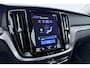Volvo V60 2.0 T6 Twin Engine AWD Inscription | ACC | Trekhaak | 360° Camera | Harman/Kardon | BLIS | Standkachel | 19 inch