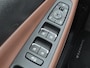 Hyundai Santa Fe 1.6 T-GDI PHEV 5p Premium Sky 4WD / SOH 100% / Dealer onderhouden / Glazen schuif- en kanteldak / Head Up Display / Trekgewicht 1350 kg / Elektrische achterklep / Stuur- Stoel & Achterbank verwarming / Rondomzicht camera / Stoelventilatie /