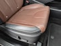 Hyundai Santa Fe 1.6 T-GDI PHEV 5p Premium Sky 4WD / SOH 100% / Dealer onderhouden / Glazen schuif- en kanteldak / Head Up Display / Trekgewicht 1350 kg / Elektrische achterklep / Stuur- Stoel & Achterbank verwarming / Rondomzicht camera / Stoelventilatie /