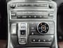 Hyundai Santa Fe 1.6 T-GDI PHEV 5p Premium Sky 4WD / SOH 100% / Dealer onderhouden / Glazen schuif- en kanteldak / Head Up Display / Trekgewicht 1350 kg / Elektrische achterklep / Stuur- Stoel & Achterbank verwarming / Rondomzicht camera / Stoelventilatie /