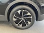 Volkswagen ID.4 Pro Limited Edition 77 kWh Navigatie Apple Carplay/Android Auto Keyless PDC V+A Climate Control DAB+ Lane Assist Adaptieve Cruise control Velours / Alcantara bekleding 19" Lichtmetalen Velgen