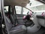 Peugeot 107 1.0-12V Black & Silver | Parkeersensoren | Airco | Zuinig! | NAP
