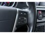 Volvo V40 2.0 T4 R-Design | Panoramadak | Camera | Standkachel | LED | Stoelverwarming | Automaat | 17 inch