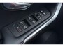 Volvo V40 2.0 T4 R-Design | Panoramadak | Camera | Standkachel | LED | Stoelverwarming | Automaat | 17 inch
