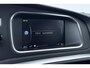 Volvo V40 2.0 T4 R-Design | Panoramadak | Camera | Standkachel | LED | Stoelverwarming | Automaat | 17 inch
