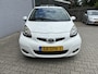 Toyota Aygo 1.0-12V Dynamic Navigator 3-deurs | NL auto | Navi | Airco