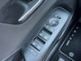Hyundai Kona Electric Comfort Smart 65.4 kWh | Camera | Carplay draadloos | Climate control | Adaptive cruise control | Elektrische achterklep | Full LED koplampen | Stuurverwarming | Stoelverwarming | Navigatie | 19'' Velgen